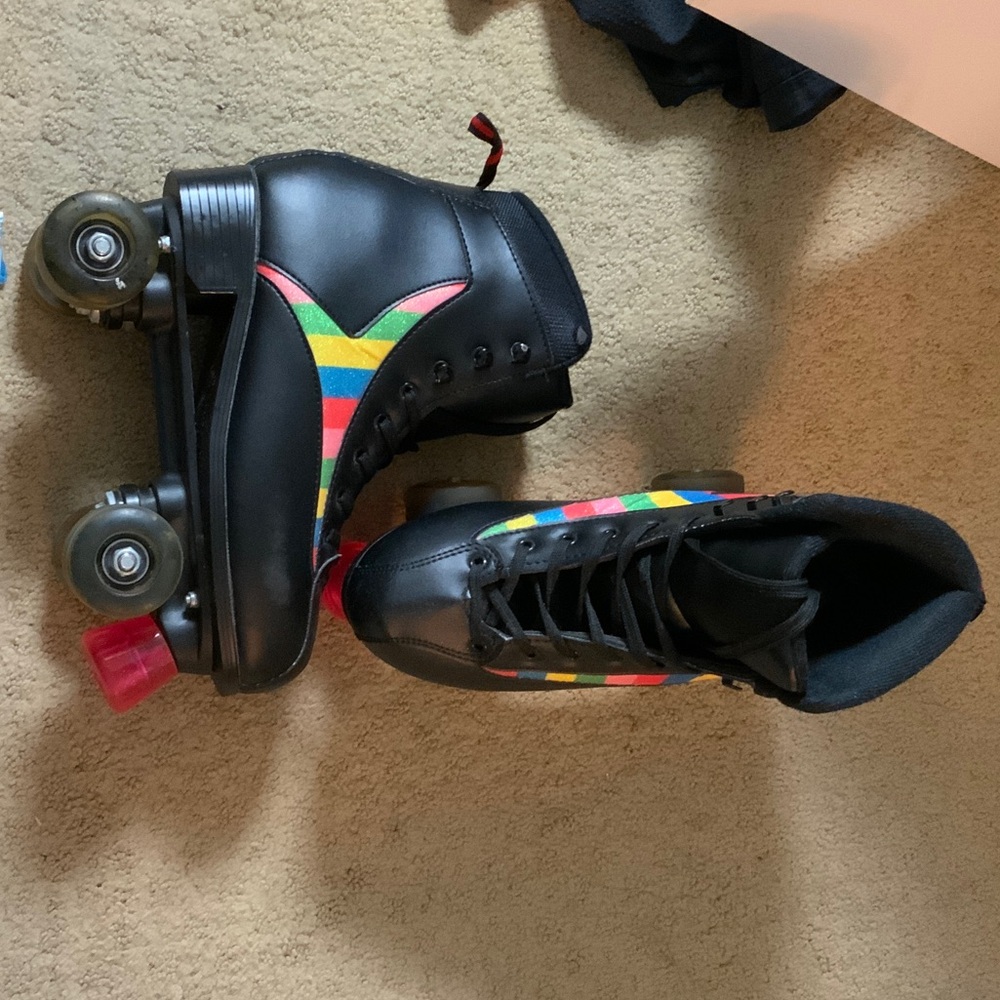 Flash Wheels Roller Skates for Women
